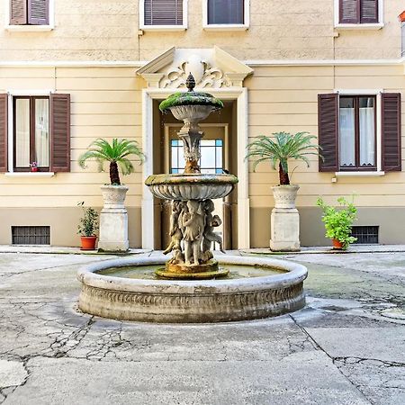 Appartamento Napoli 25 - Affitti Brevi Italia Мілан Екстер'єр фото