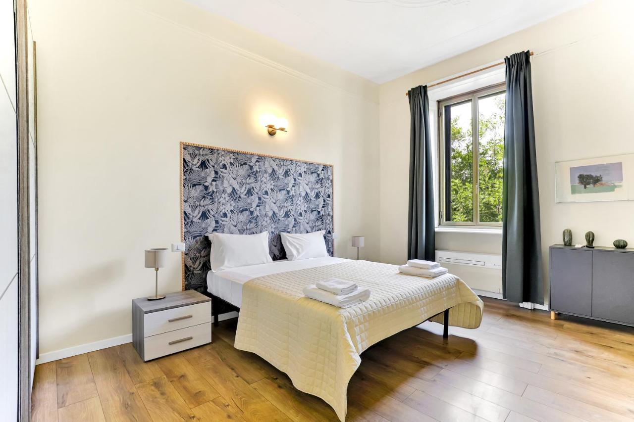 Appartamento Napoli 25 - Affitti Brevi Italia Мілан Екстер'єр фото
